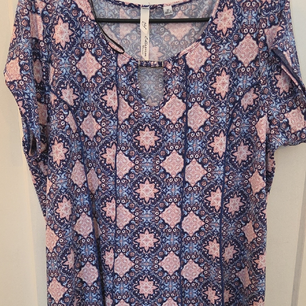 Catherines Short Sleeve Top in Blue and Pink Mosaic